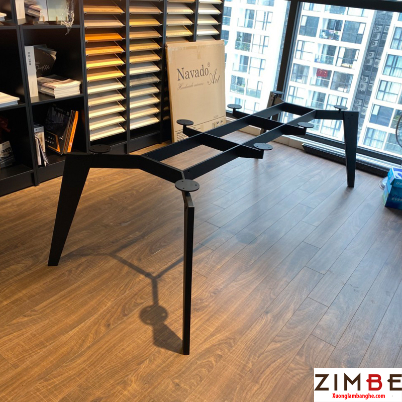 Chân bàn ăn có tám điểm tựa loại to ZB02 Chân bàn ăn có tám điểm tựa loại to ZB02
