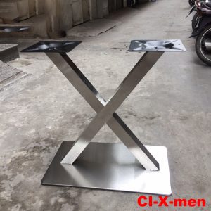 Chân bàn inox đẹp với thiết kế chữ X độc đáo