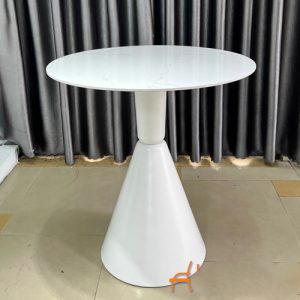 Chân Bàn Cà Phê Sơn Màu Trắng Nhìn Rất Đẹp