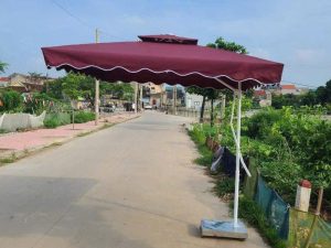 Dù quán cafe màu đỏ