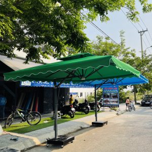 Ô lệch tâm che ô tô