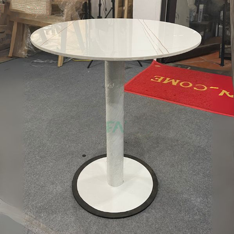 Bàn tròn chân sắt mặt đá Bàn tròn chân sắt mặt đá